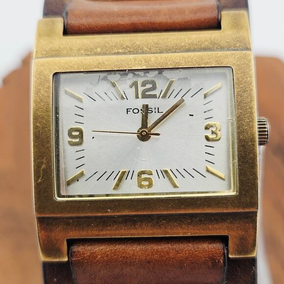 Fossil Men's Gold Tone Dial Wide Brown Leather Band Distressed Casual Everyday - Picture 2 of 6